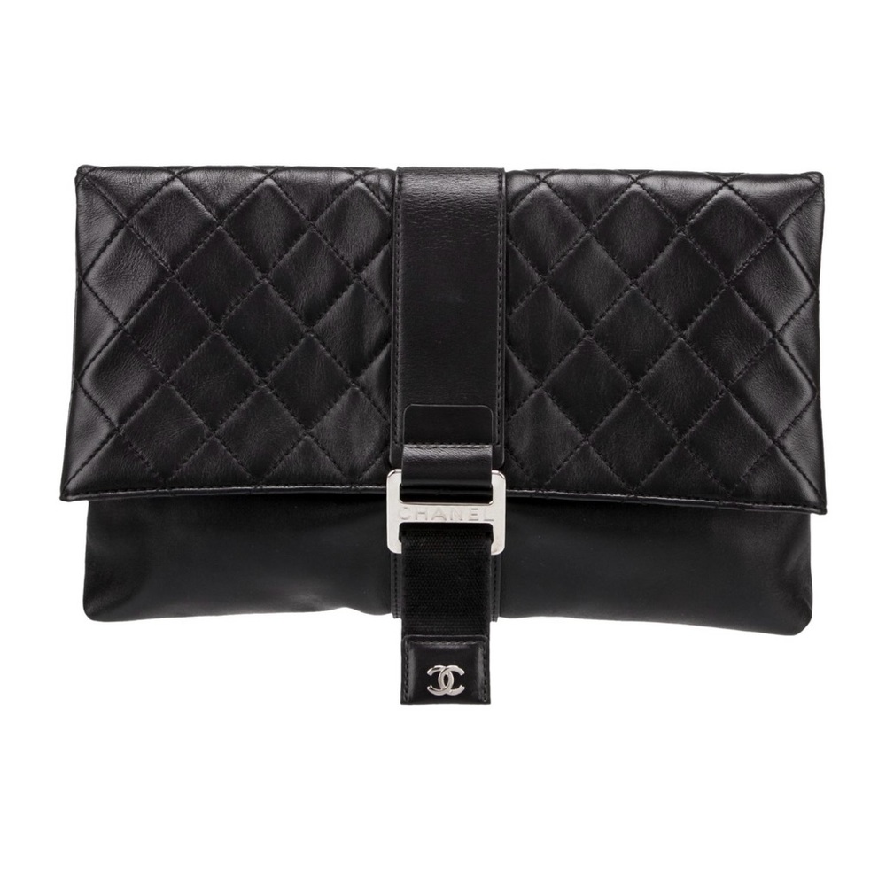 CHANEL Grip Clutch - Picture 9 of 9